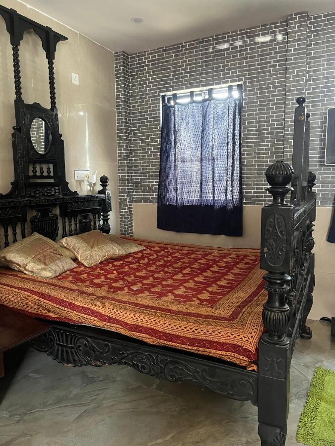 Rustic Guest house *